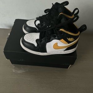 Jordan 1’s. Only wore a couple times